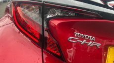 Toyota C-HR 1.8 Hybrid Design 5dr CVT Hybrid Hatchback